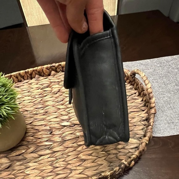 AUTH Vintage 1997 Coach Black Turn Lock Clutch 9832 - Picture 6 of 11